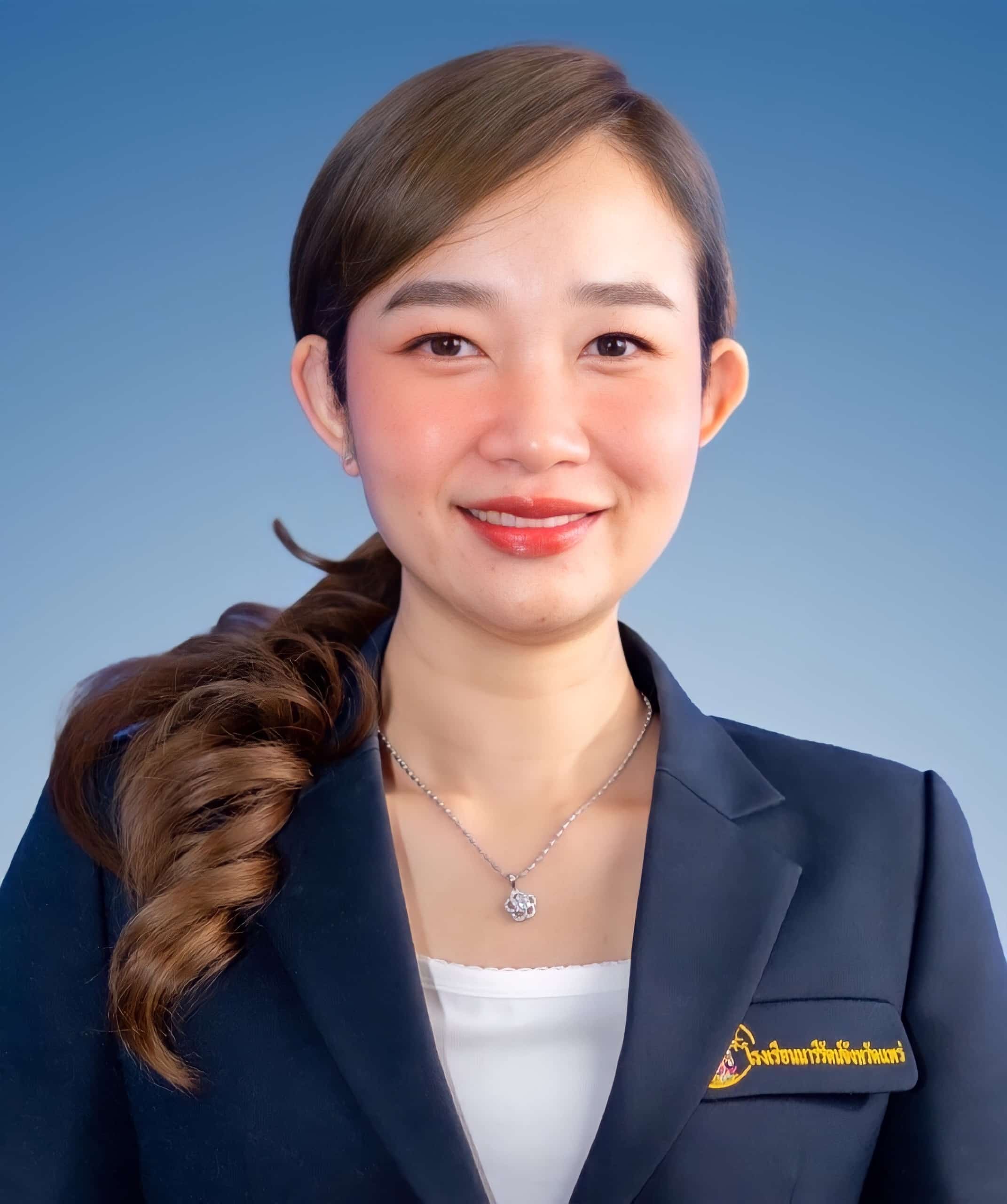 นางรัชชา  เล้าสกุล