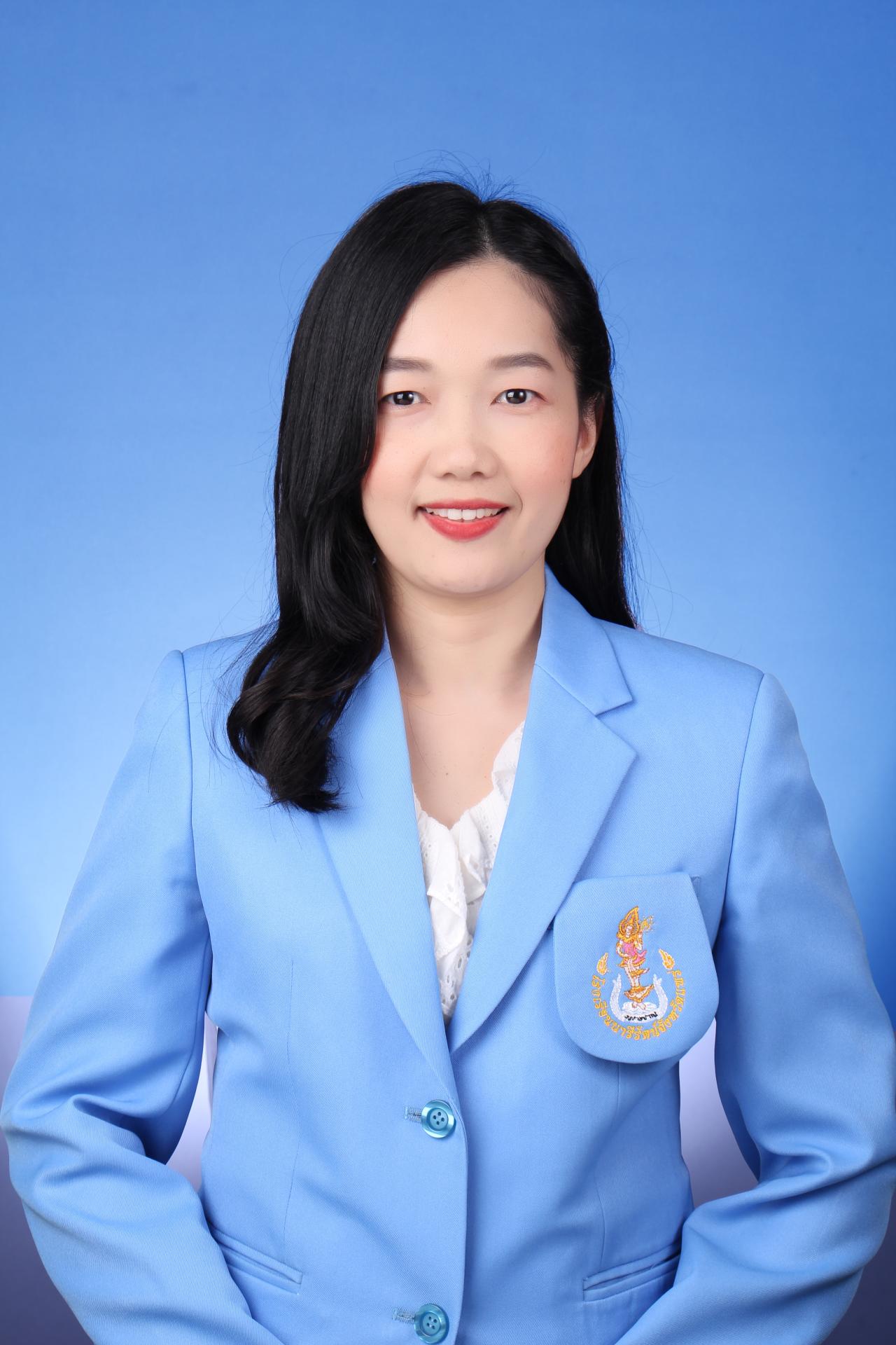 เยาวเรศ   