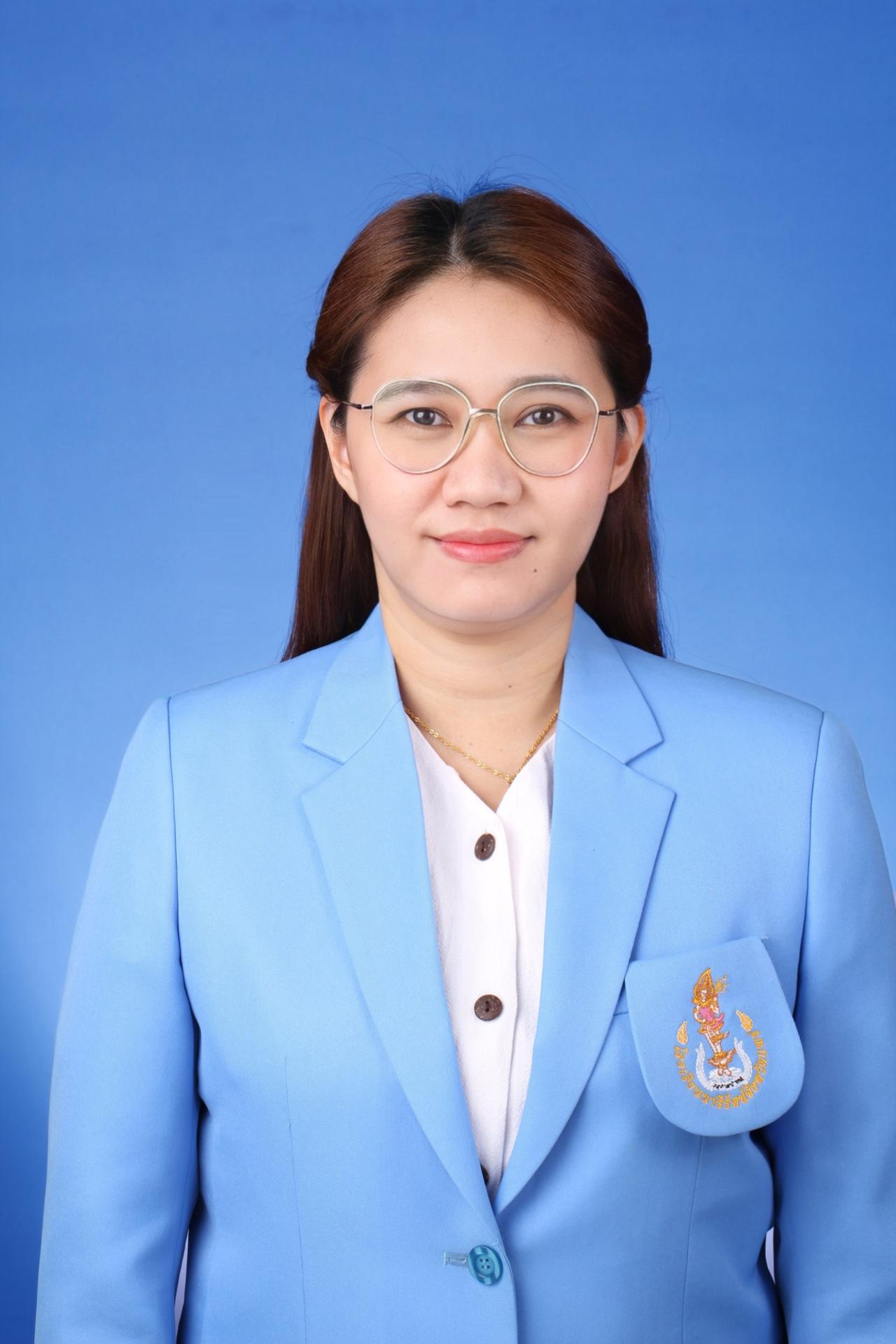 สุภาคินี   